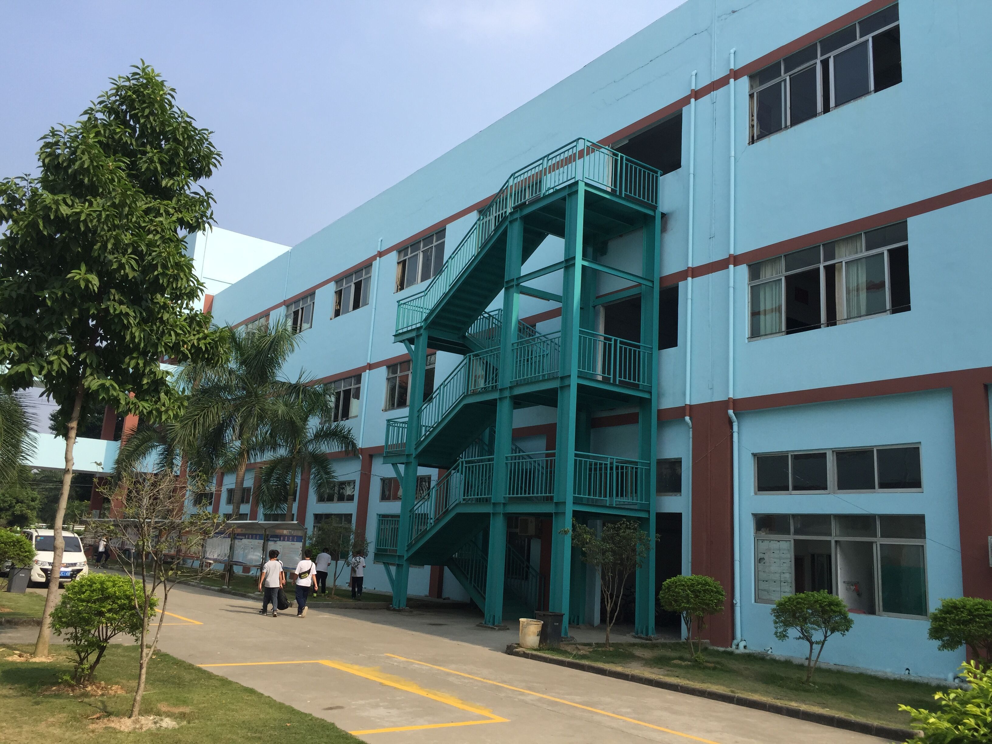 户外钢结构消防楼梯的安装建造标准与室内外装饰装修维修工程设计及施工要点